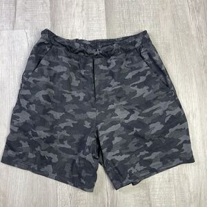 Lululemon Mens Pace Breaker Athletic Shorts M Black Gray Camo 9" Lined Running T